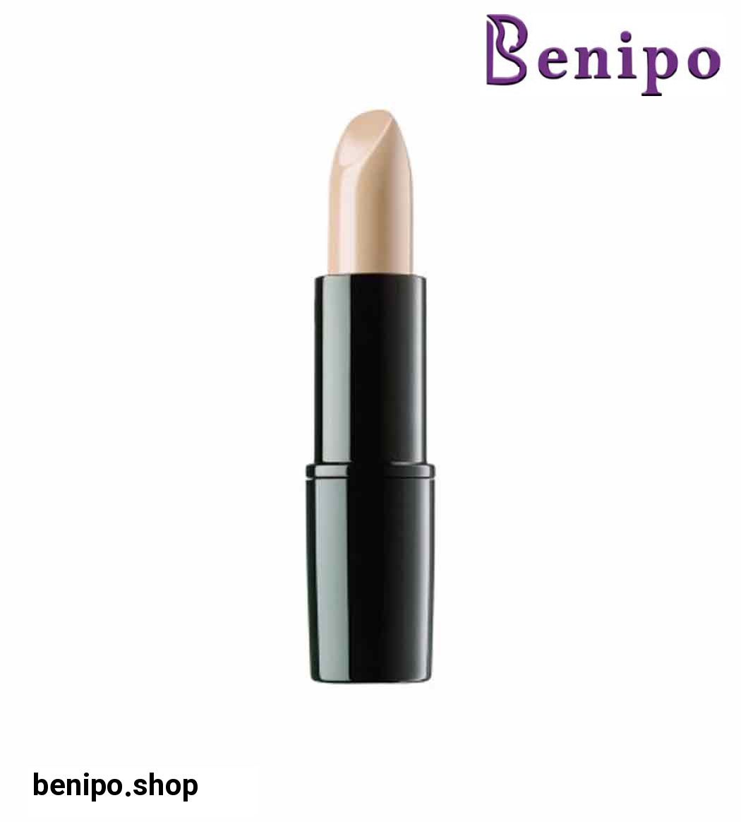 کانسیلر استیکی حاوی عصاره درخت چای