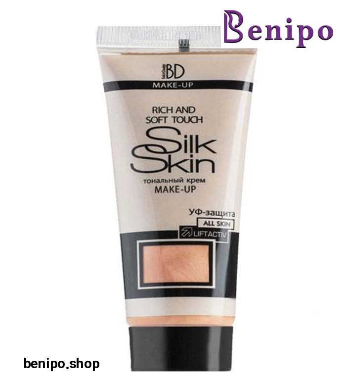 کرم پودر و زیر ساز آرایش