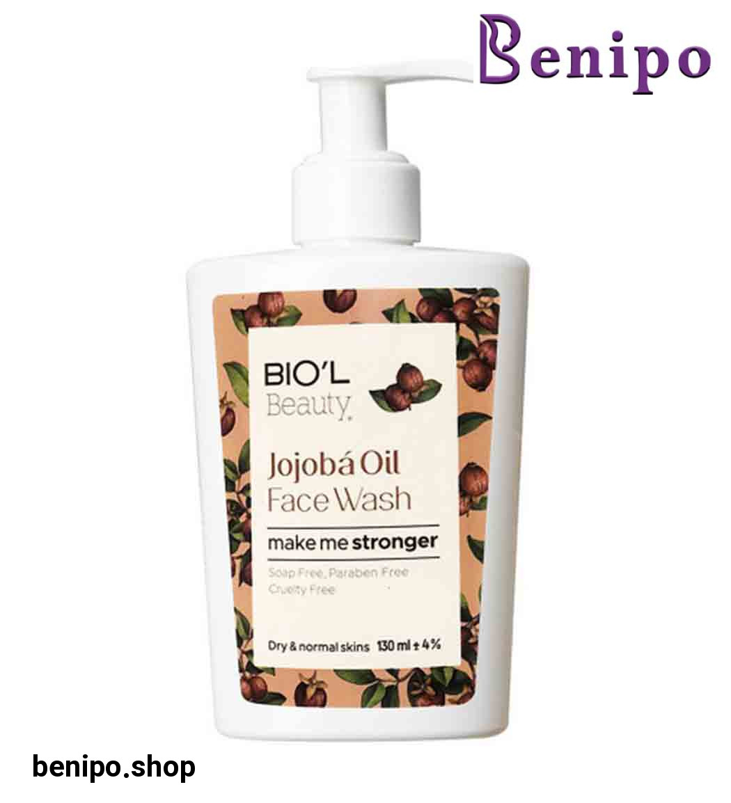 فیس واش کرمی حاوی روغن جوجوبا مناسب پوست خشک و نرمال 130میل