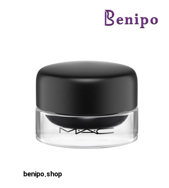 خط چشم با بافت نرم و ژلی