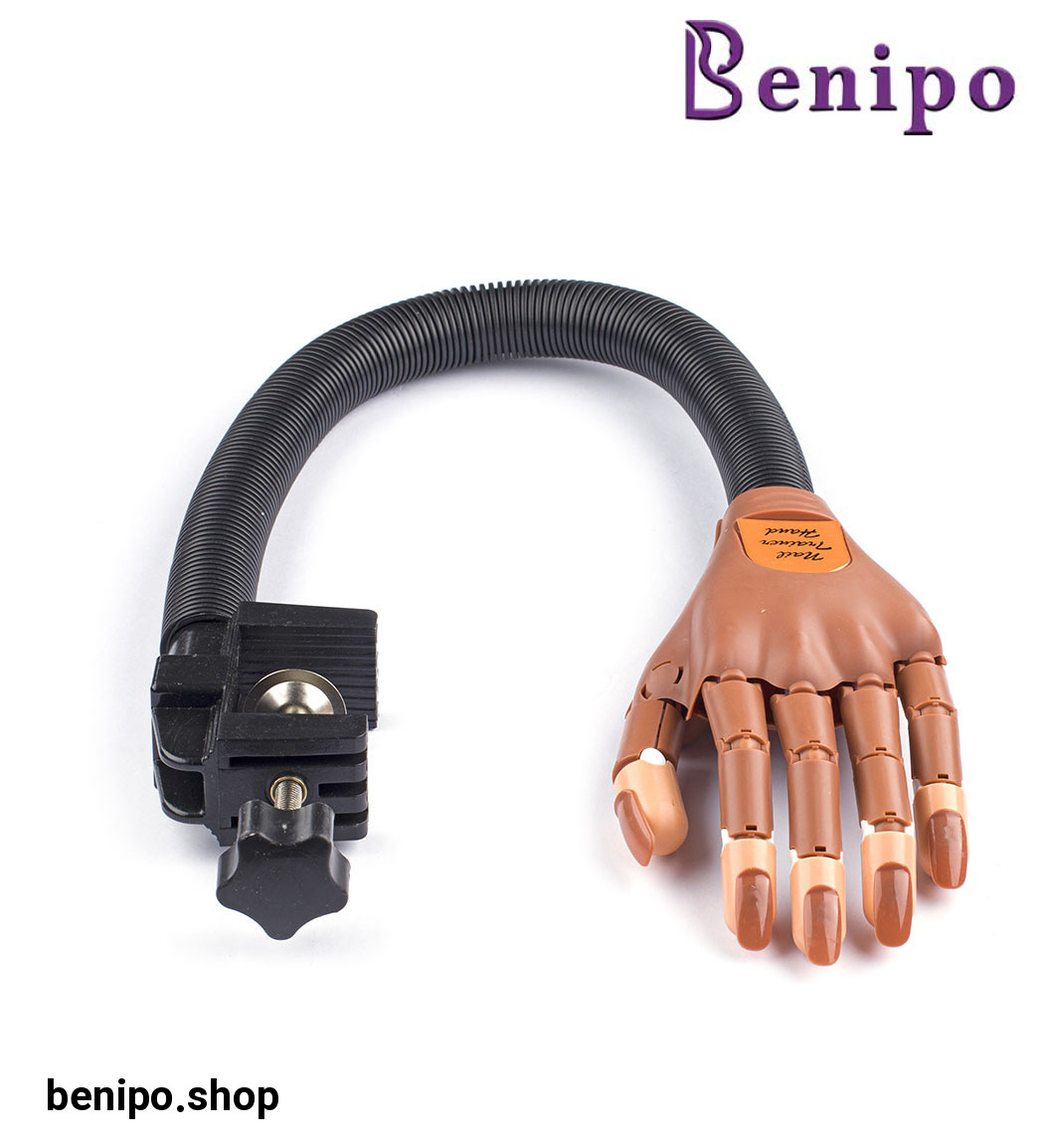 دست مصنوعی کاشت ناخن