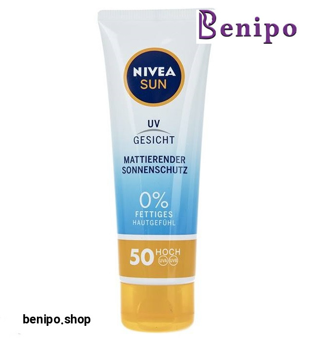 کرم ضد آفتاب مناسب پوست چرب اس پی اف 50 مات کننده