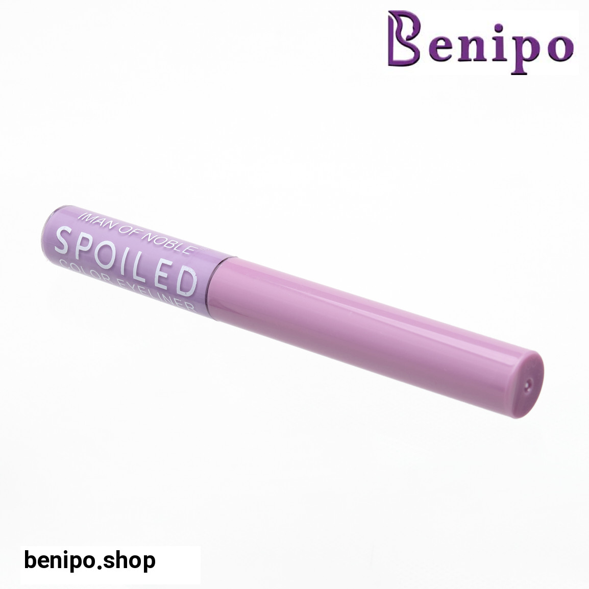 خط چشم رنگی با بافت سبک