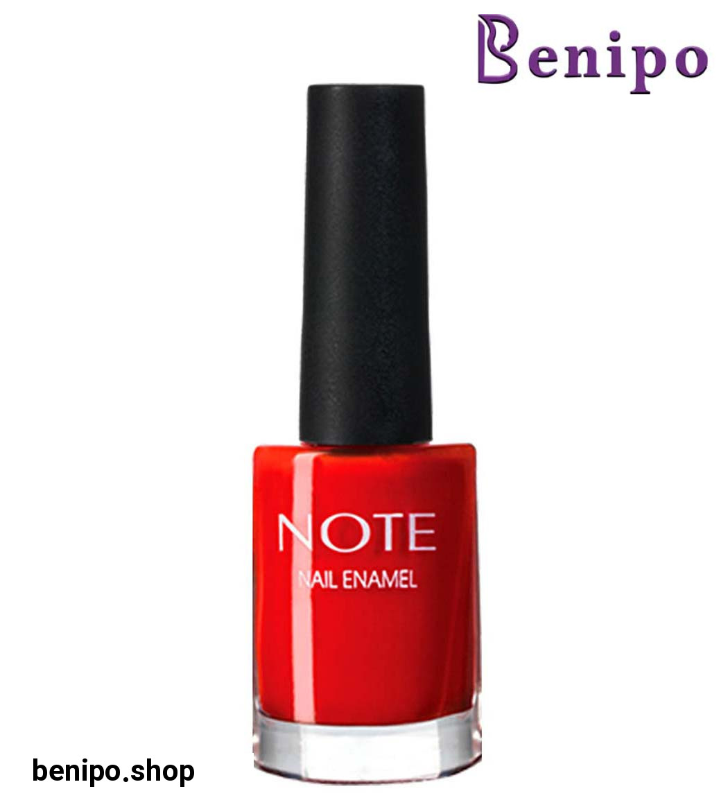 ‫لاک ناخن با نمای براق