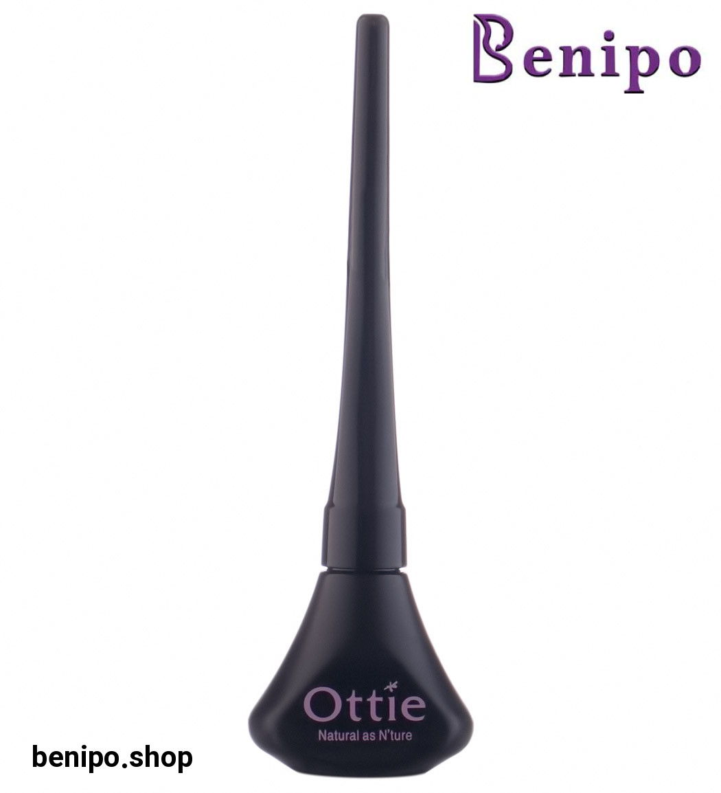 خط چشم ضد آب کوزه ای فوق مشکی