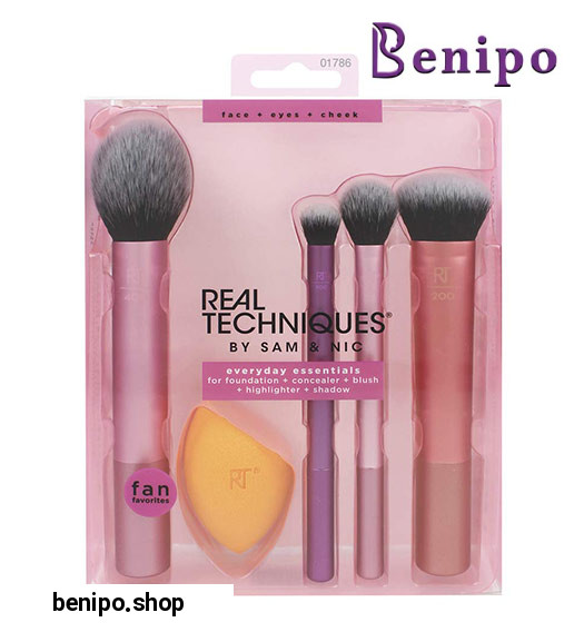 ست براش ریل تکنیک به همراه پد آرایشی