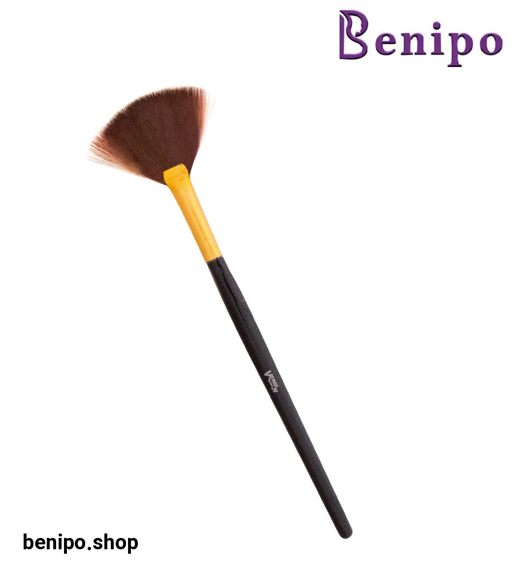 براش گریم بادبزنی D118